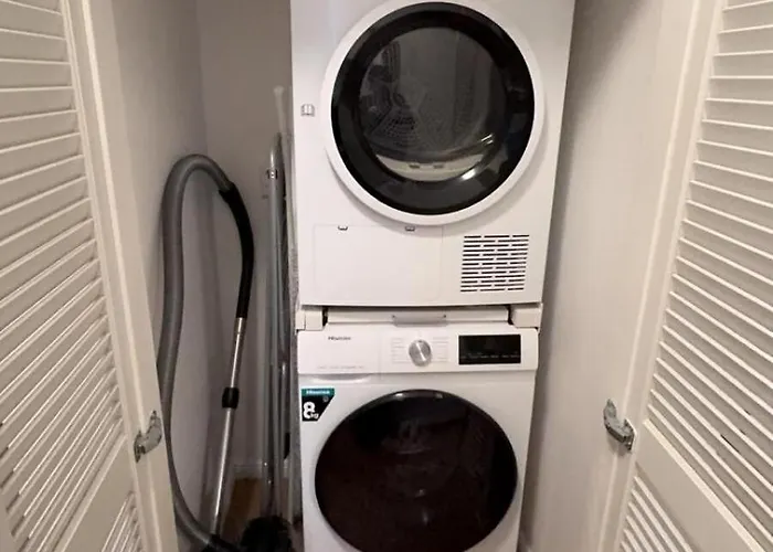 Lägenhet Modernes Ferienapartment In Berlin-neukoelln