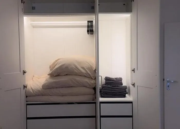 Modernes Ferienapartment In Berlin-neukoelln * Berlim