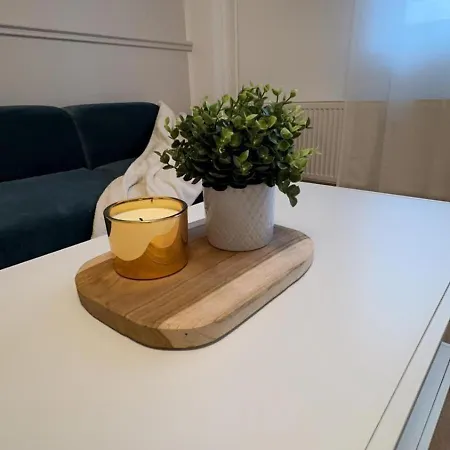 Lägenhet Modernes Ferienapartment In Berlin-neukoelln *