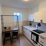 Daire Modernes Ferienapartment In Berlin-neukoelln Berlin